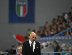 Spalletti Italia: Akhir Era, Kisah Pelatih Jenius Berakhir?